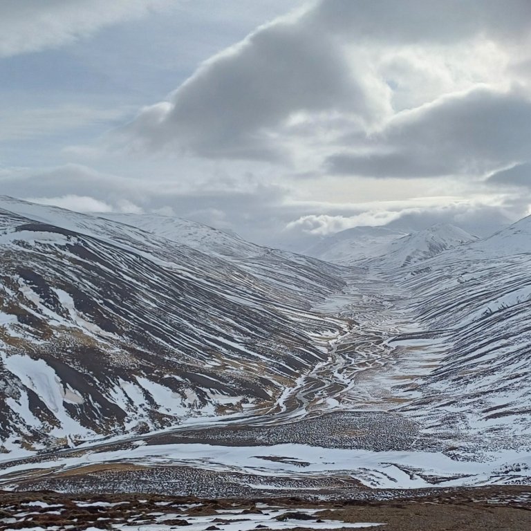 Víðidalur af Hryggjafjalli. MYND AÐSEND