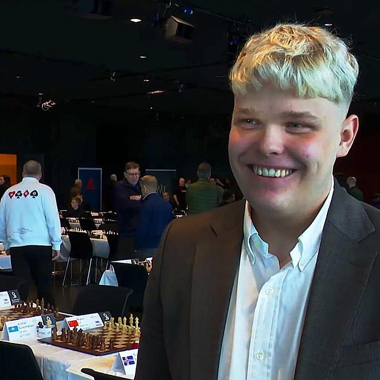 Íslandsmeistarinn Vignir Vatnar kampakátur. MYND AF RÚV.IS