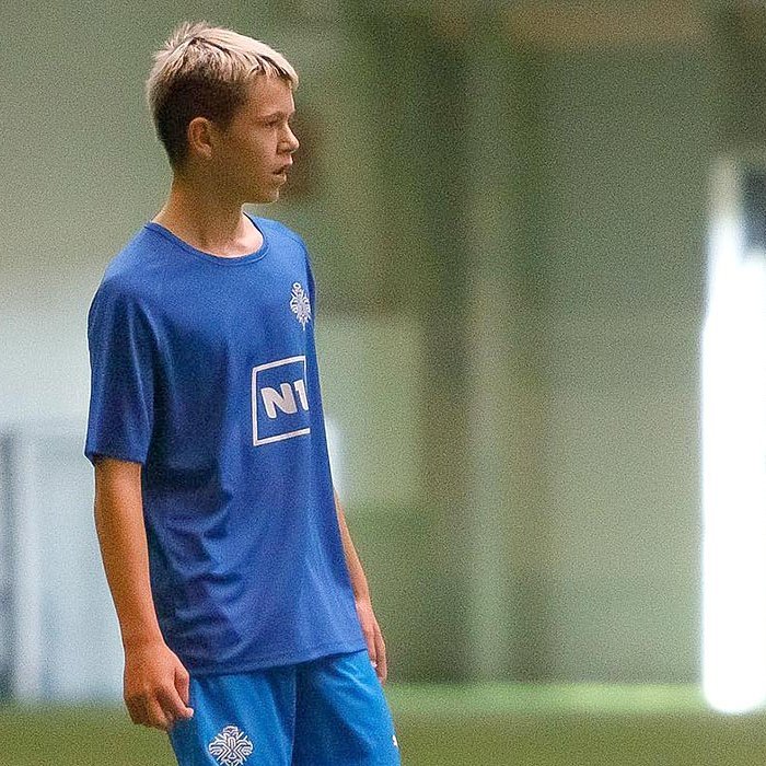 Viktor Smári í Miðgarði í Garðabæ. Myndirnar sem fylgja eru teknar af pabba hans, Davíð Má Sigurðssyni – nema myndin af stelpunum þremur er fengin af heimasíðu Tindastóls. Þar má sjá Elísu Bríeti, Birgittu Rún og Kötlu Guðnýju sem tóku þátt í Hæfileikamótun stúlkna í ágúst.